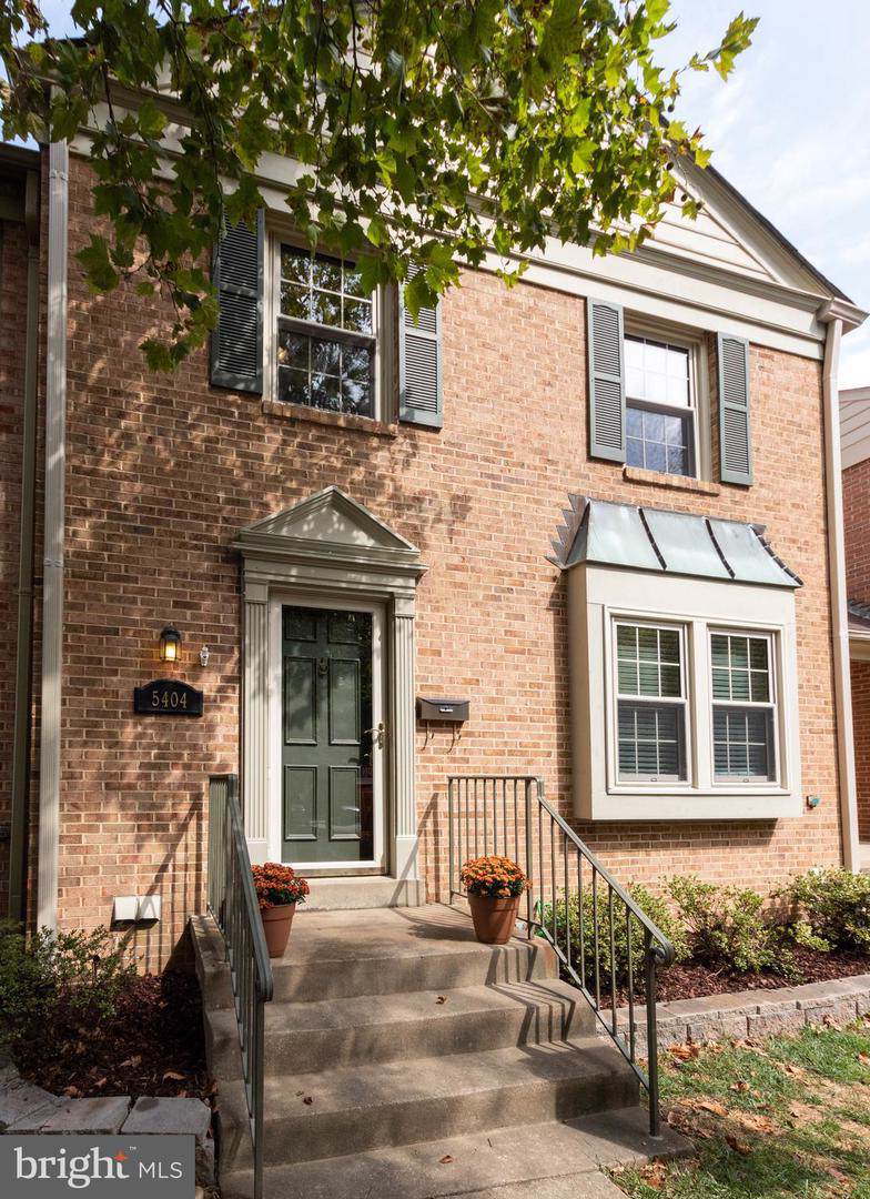 5404 Cheshire Meadows Way - Photo 1