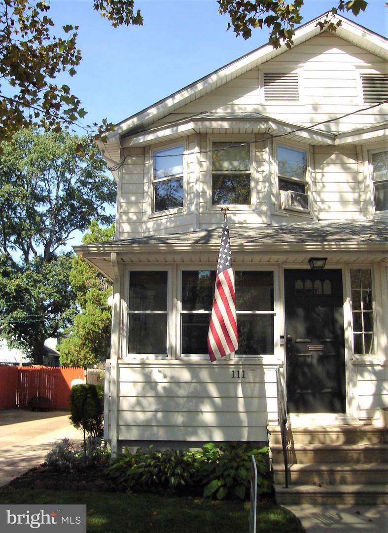 111 Wayne Terrace - Photo 1