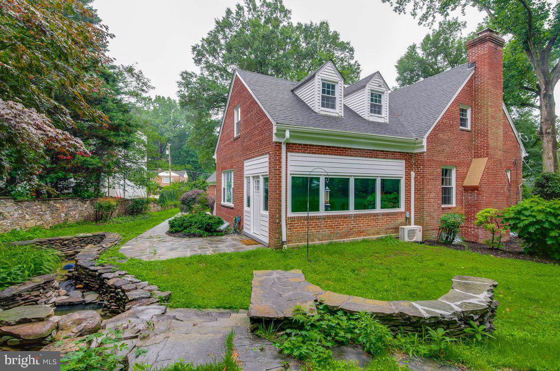 9701 Connecticut Avenue - Photo 1