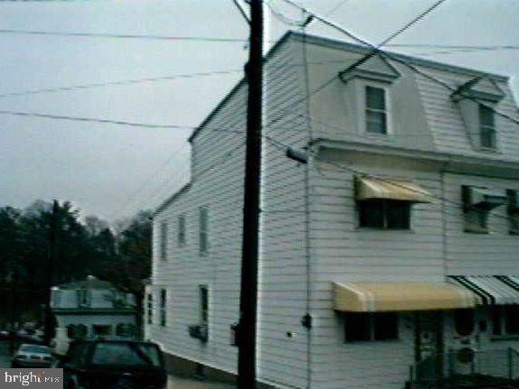 583 Market Street - Photo 1
