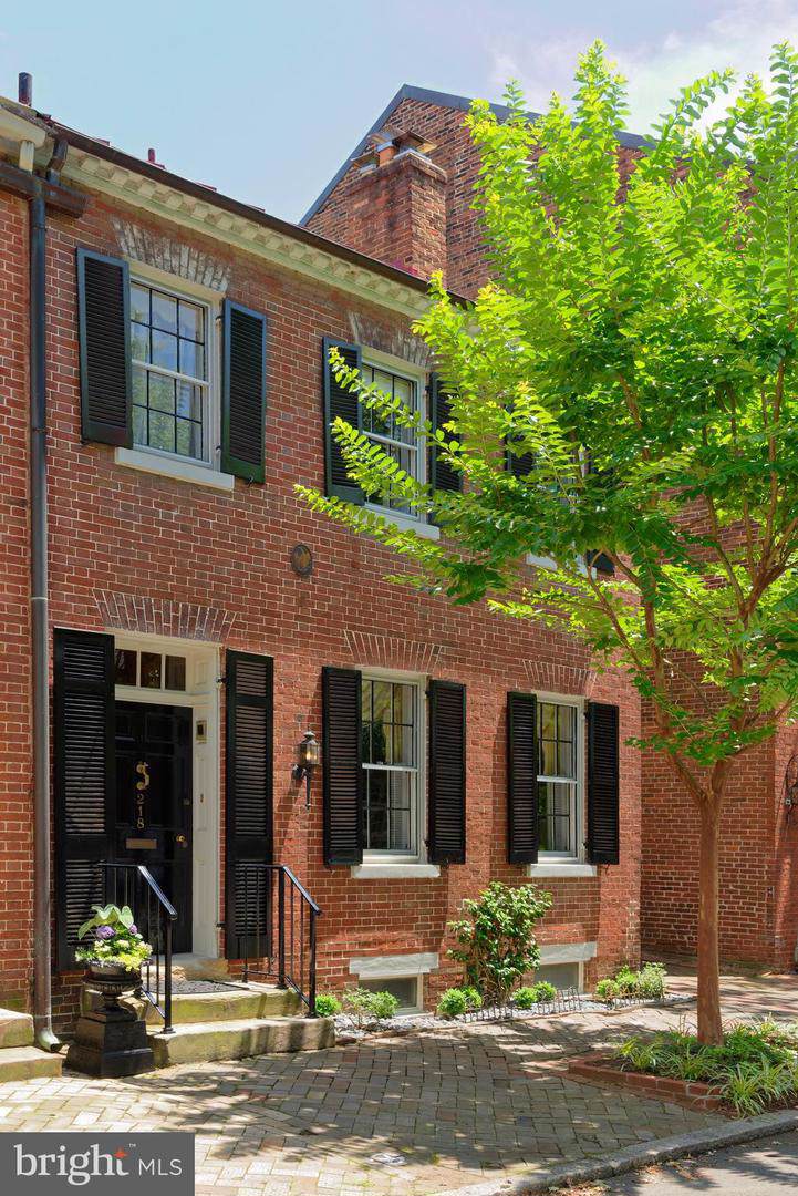 218 Royal Street - Photo 1