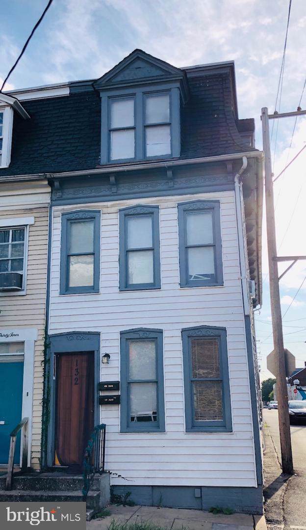 132 Queen Street - Photo 1