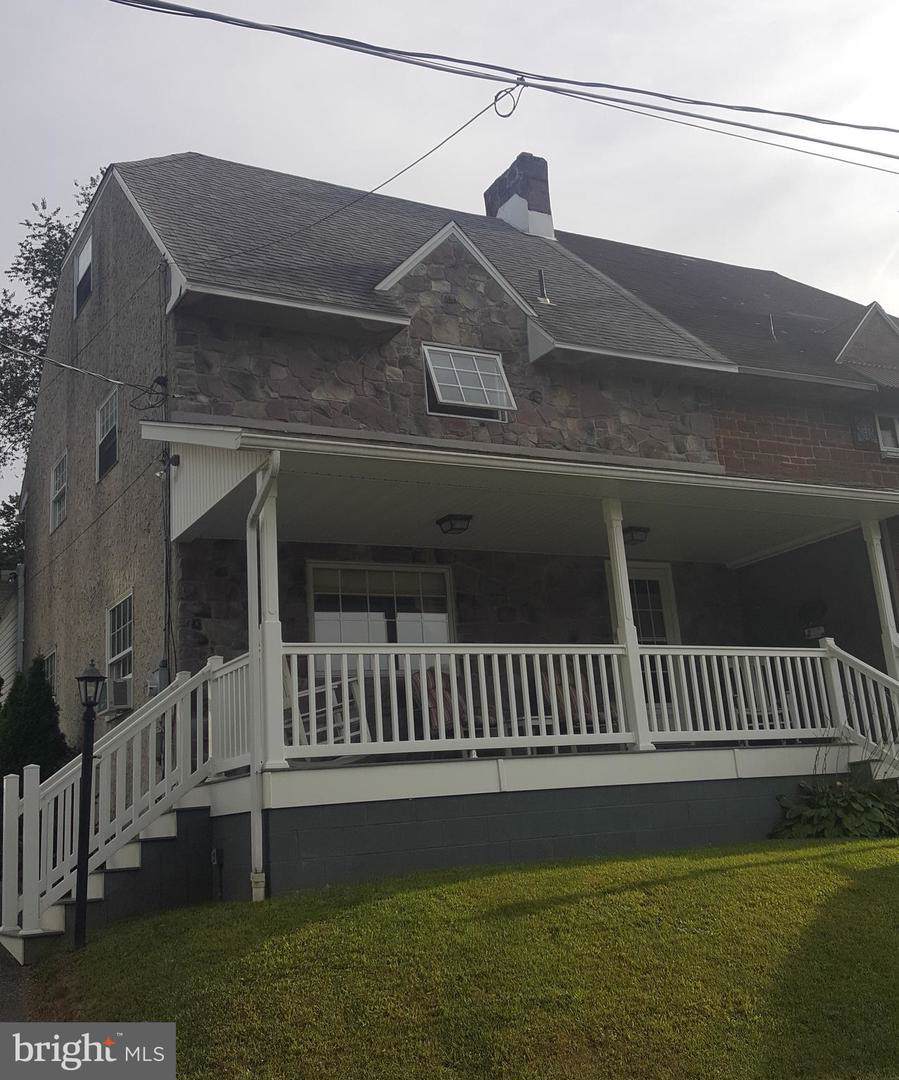 4 Foster Avenue - Photo 1