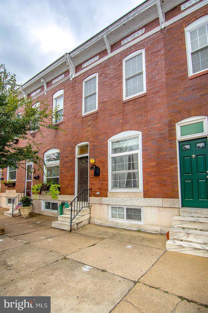 602 East Avenue - Photo 1