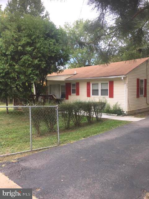 553 Orchard Street - Photo 1