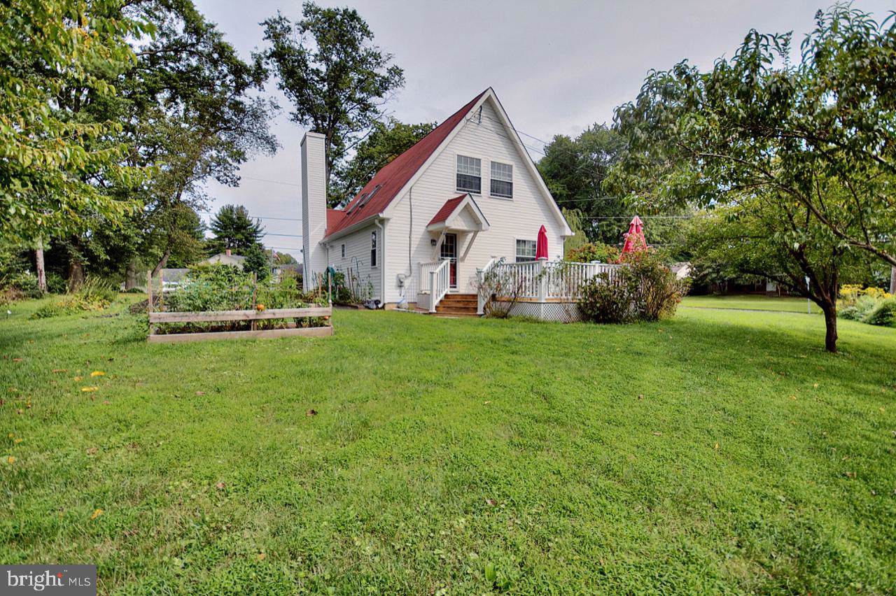 3426 Surrey Road - Photo 1