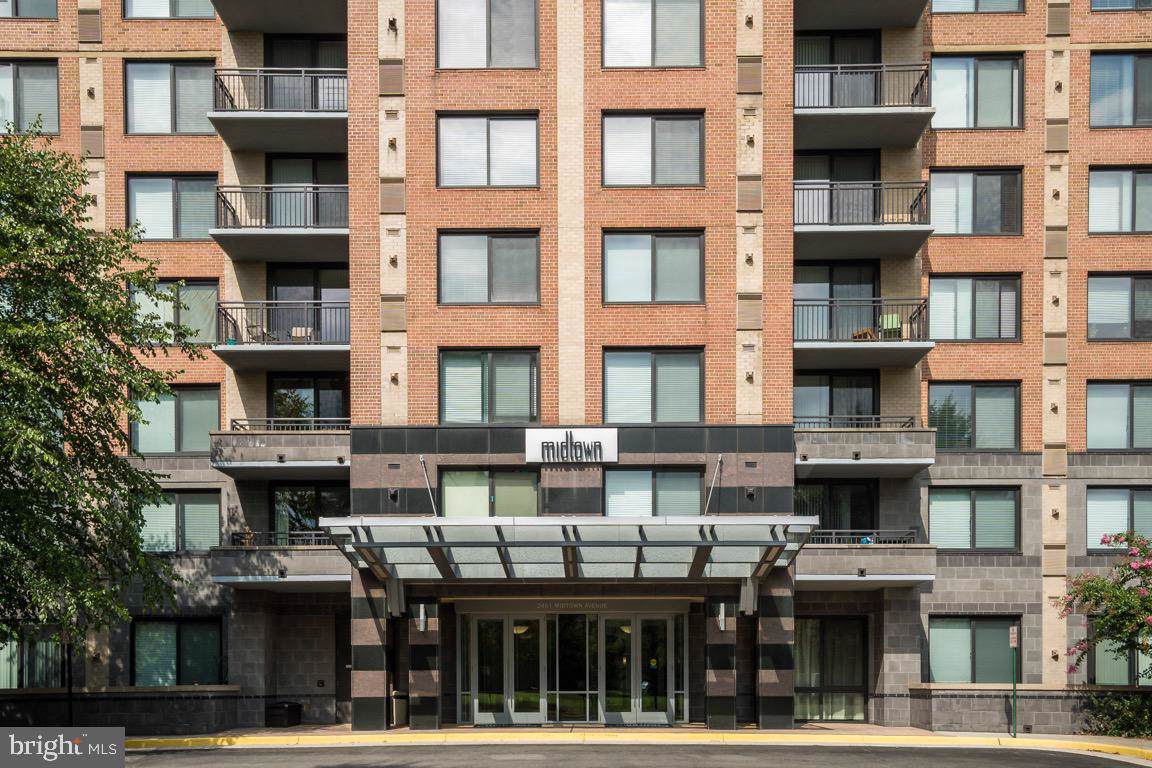 2451 Midtown Avenue - Photo 1