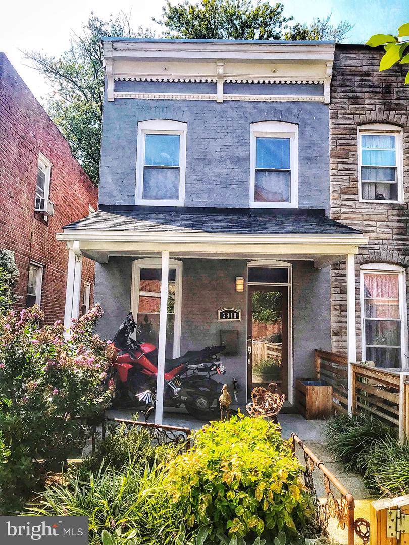 3910 Elm Avenue - Photo 1