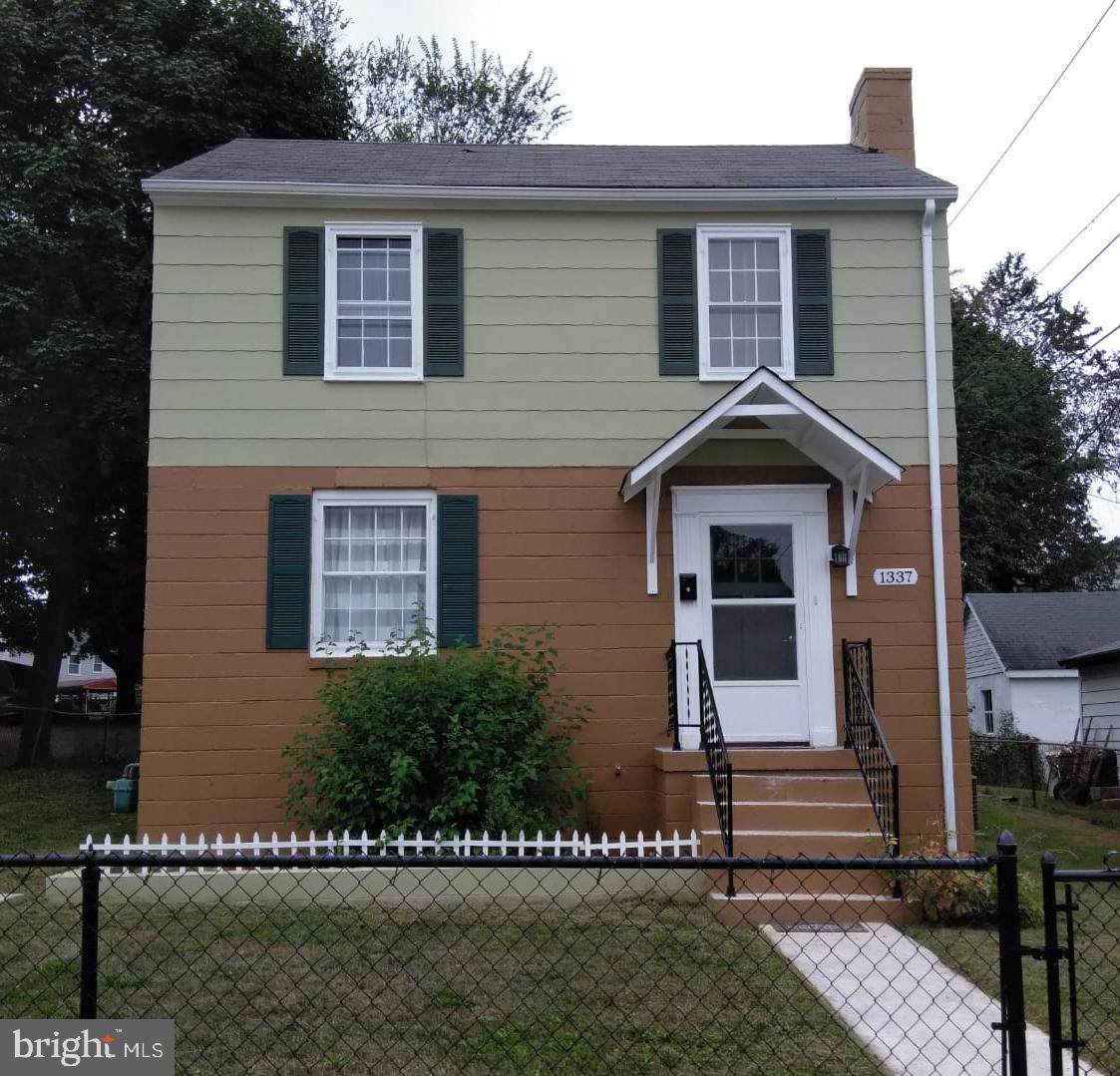 1337 Glenwood Avenue - Photo 1