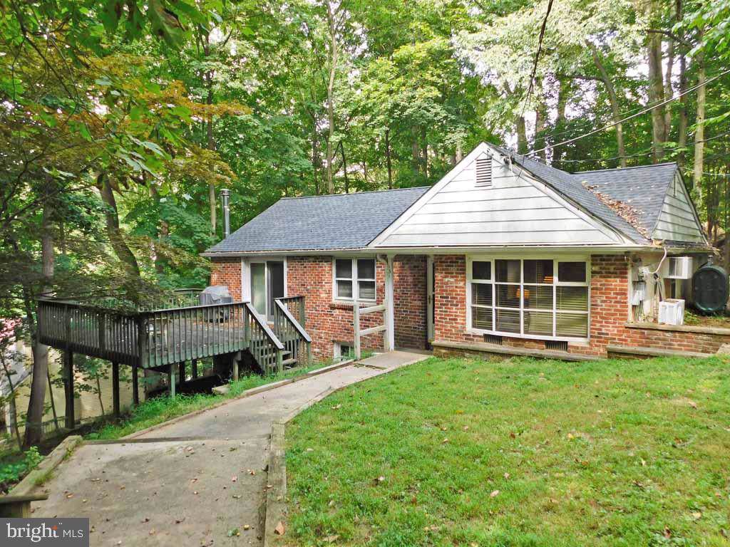 131 Buckthorne Avenue - Photo 1