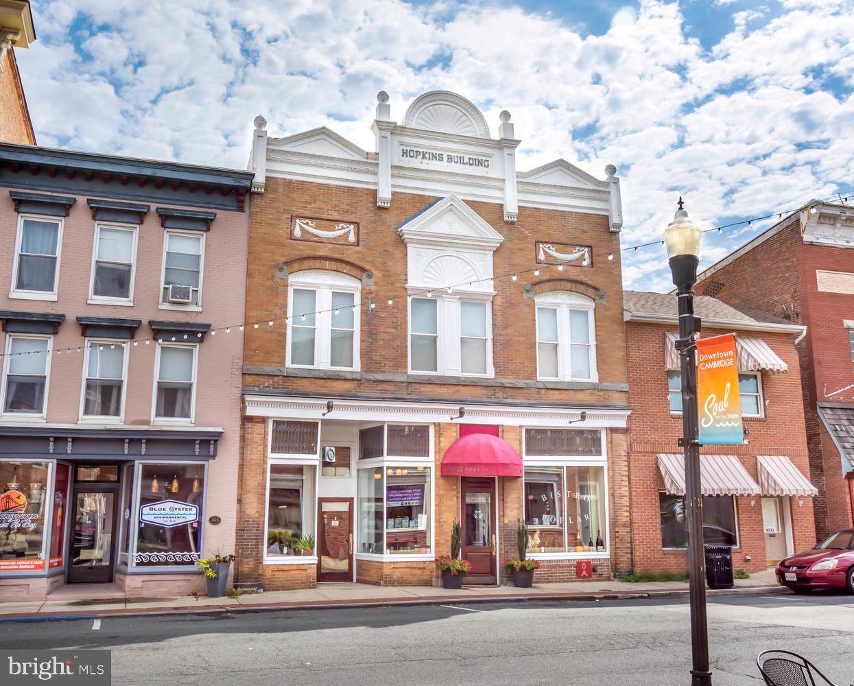535 Poplar Street - Photo 1