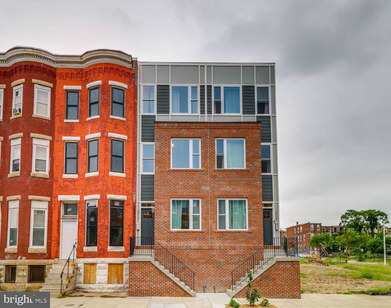522 21ST Street - Photo 1