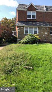 738 Tyson Avenue - Photo 1