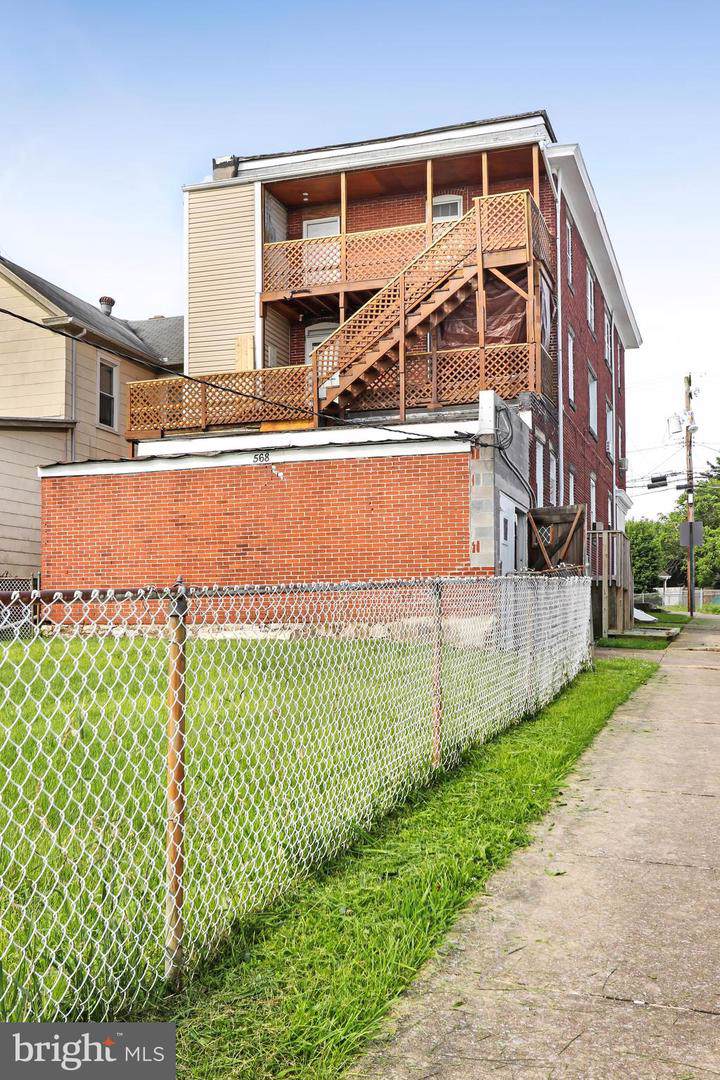 568 Salem Avenue - Photo 1
