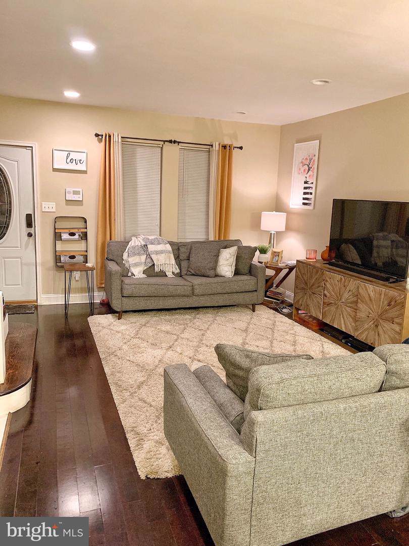 6224 Hazel Avenue - Photo 1
