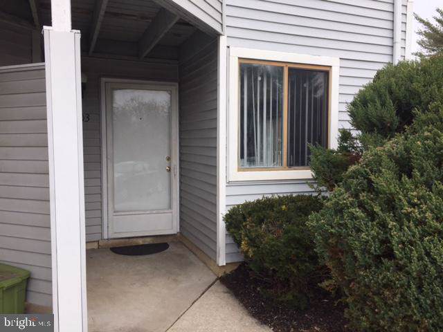 303 Brighton Court - Photo 1