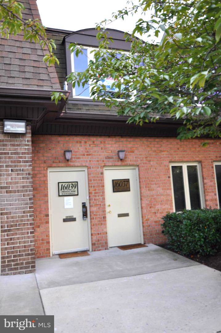 16039 Comprint Circle - Photo 1