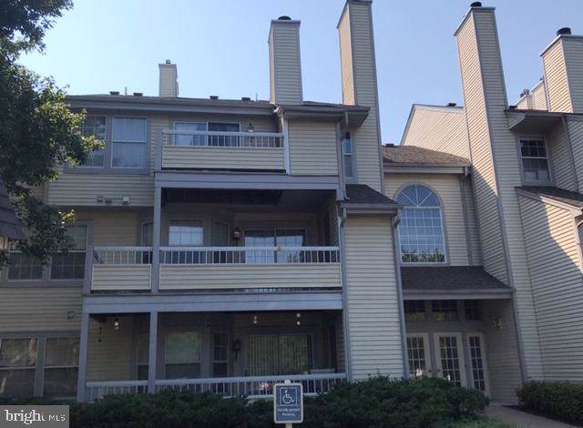 206 Salem Court - Photo 1