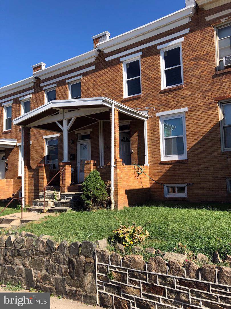 2423 Washington Boulevard - Photo 1