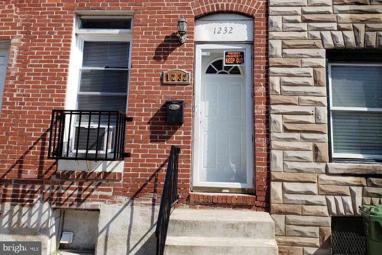 1232 Pratt Street - Photo 1