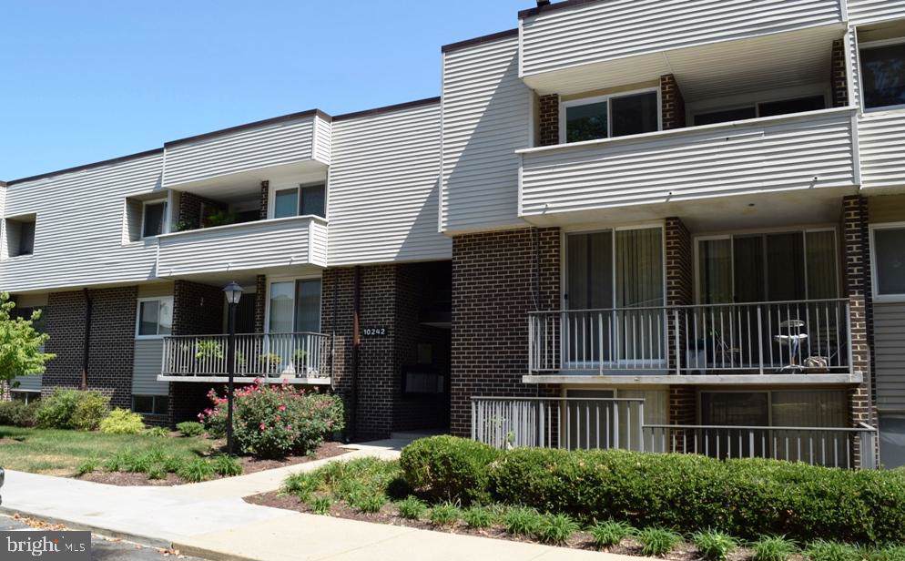 10242 Prince Place - Photo 1