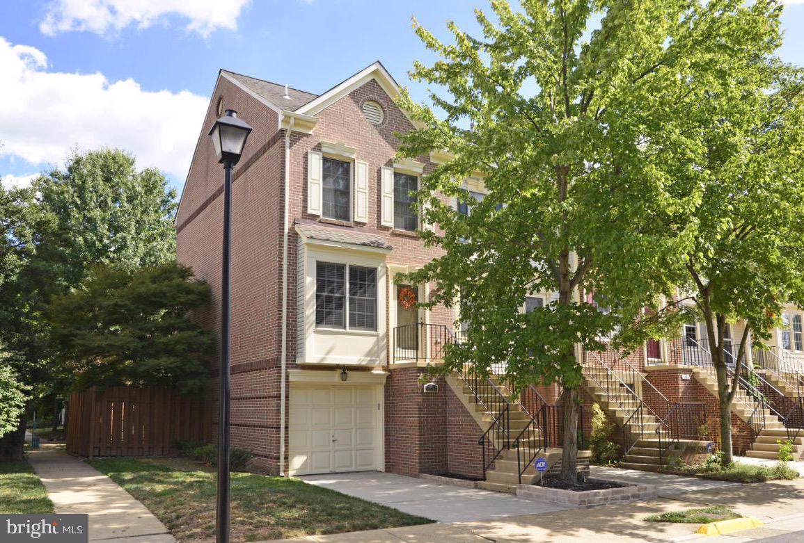 7821 Colonial Springs Boulevard - Photo 1 7821 Colonial Springs Boulevard - Photo 1