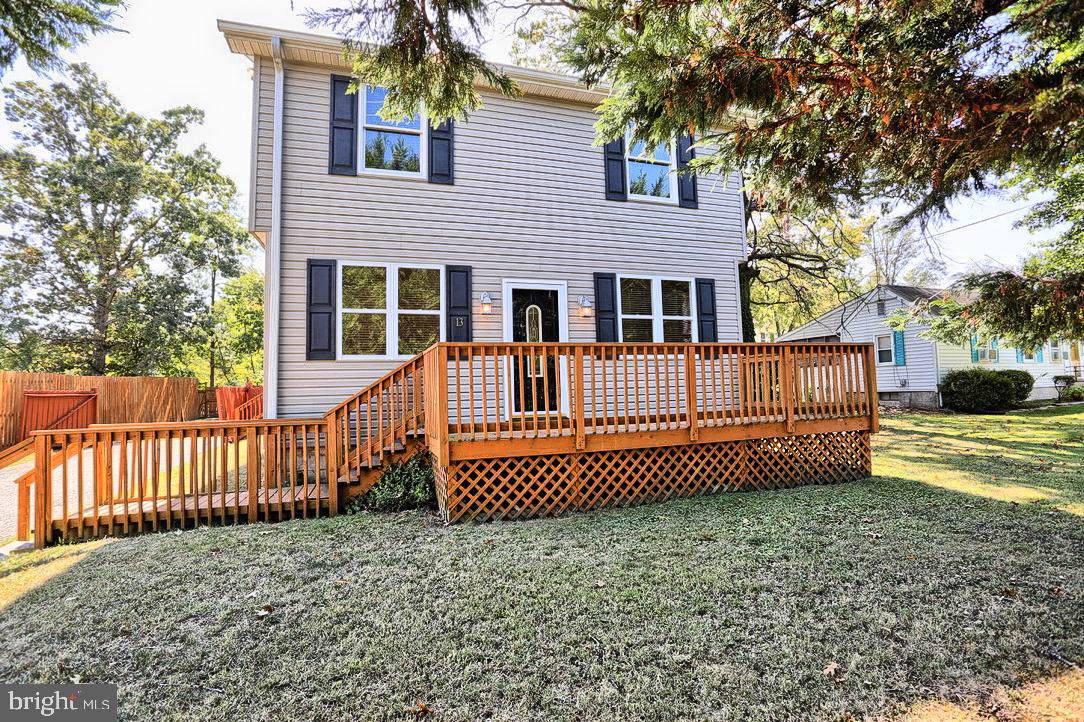 13 Singer Road - Photo 1
