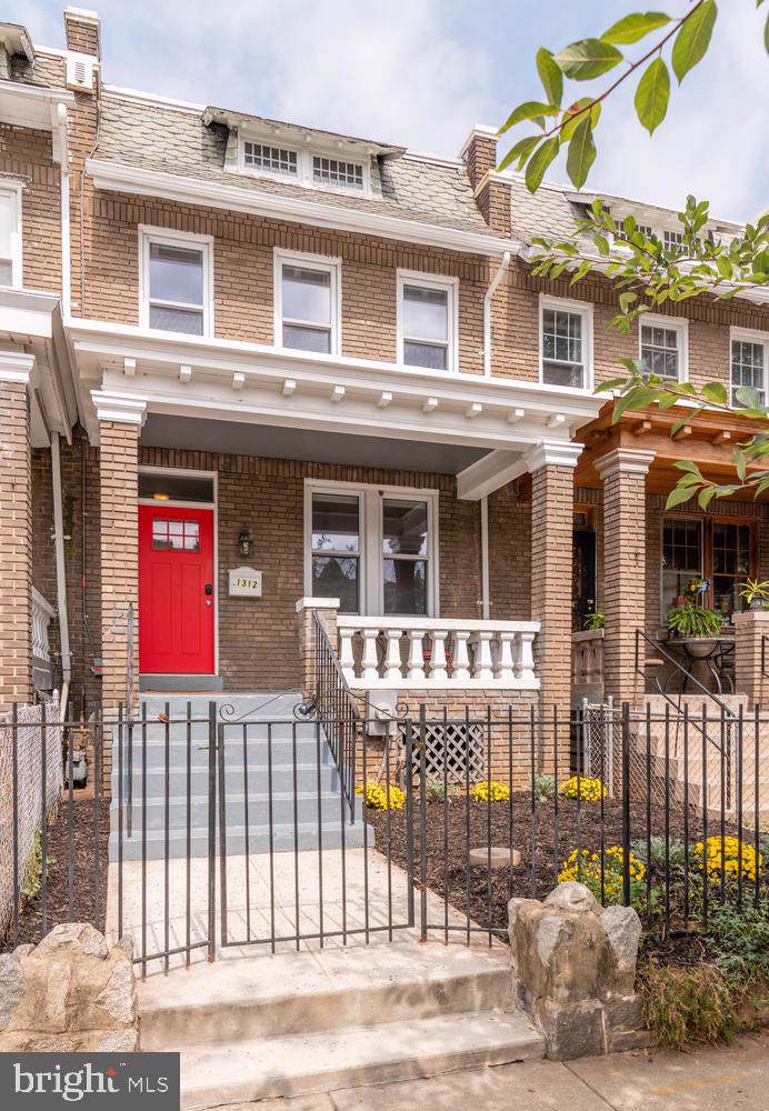 1312 F Street - Photo 1