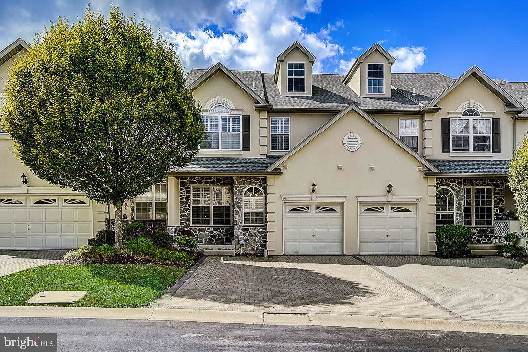 109 Meadow View Lane - Photo 1