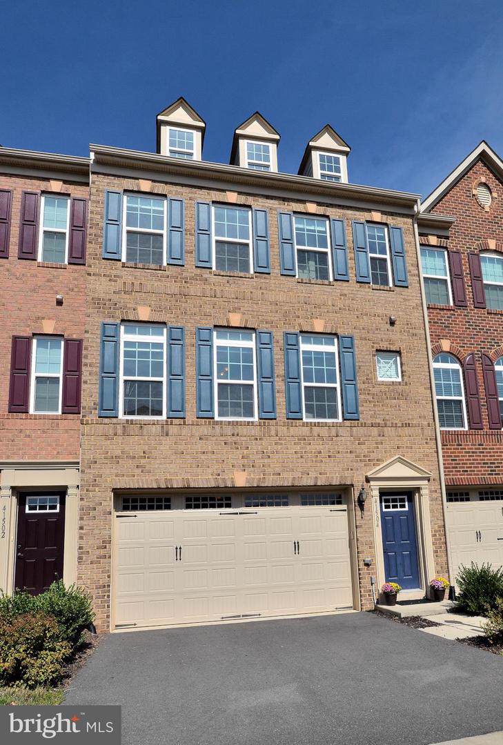 41504 Quarter Mane Terrace - Photo 1