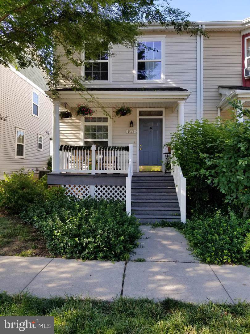 918 Lanvale Street - Photo 1