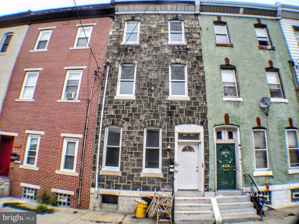 2435 College Avenue - Photo 1