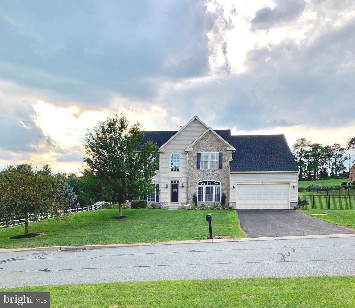 13 Tree Hollow Drive - Photo 1 13 Tree Hollow Drive - Photo 1