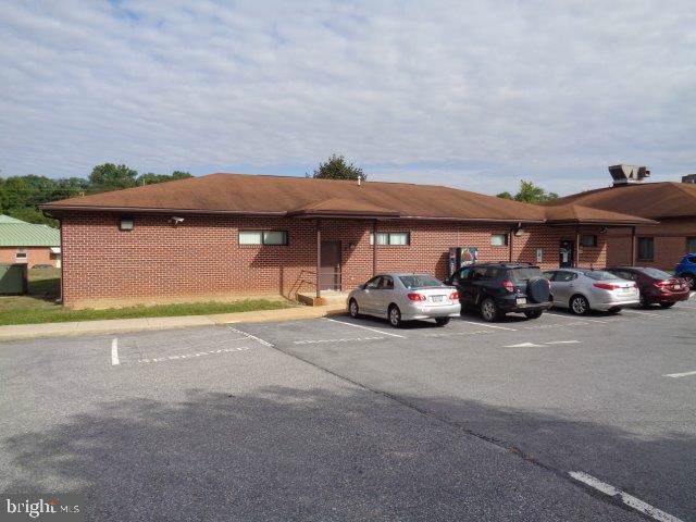 630 Norland Avenue - Photo 1