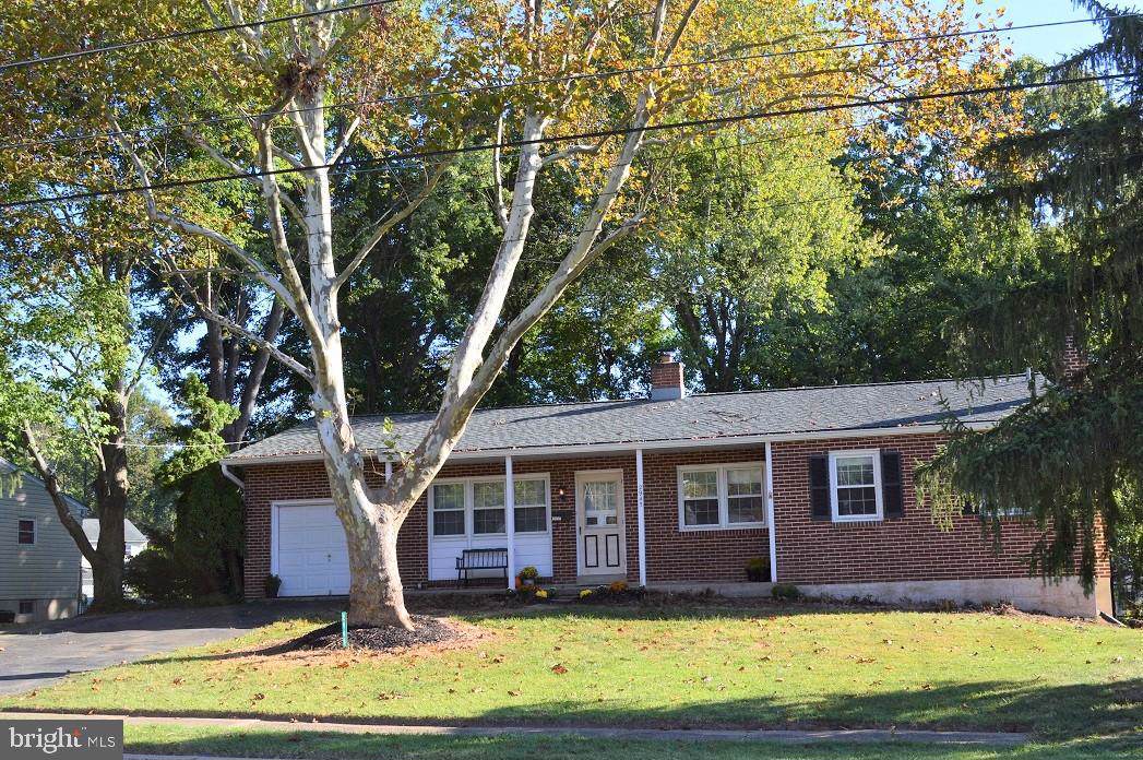 2945 Overlook Drive - Photo 1