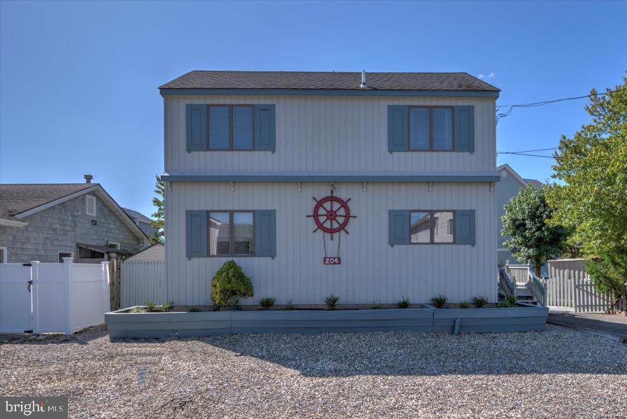 204 Dogwood Drive - Photo 1