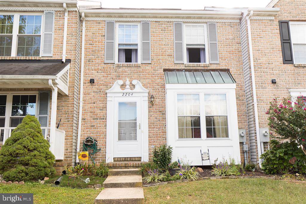 2204 Hunters Chase - Photo 1