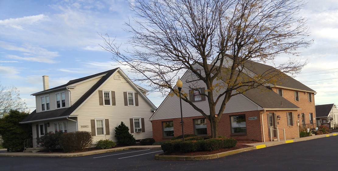 912 Main Street - Photo 1