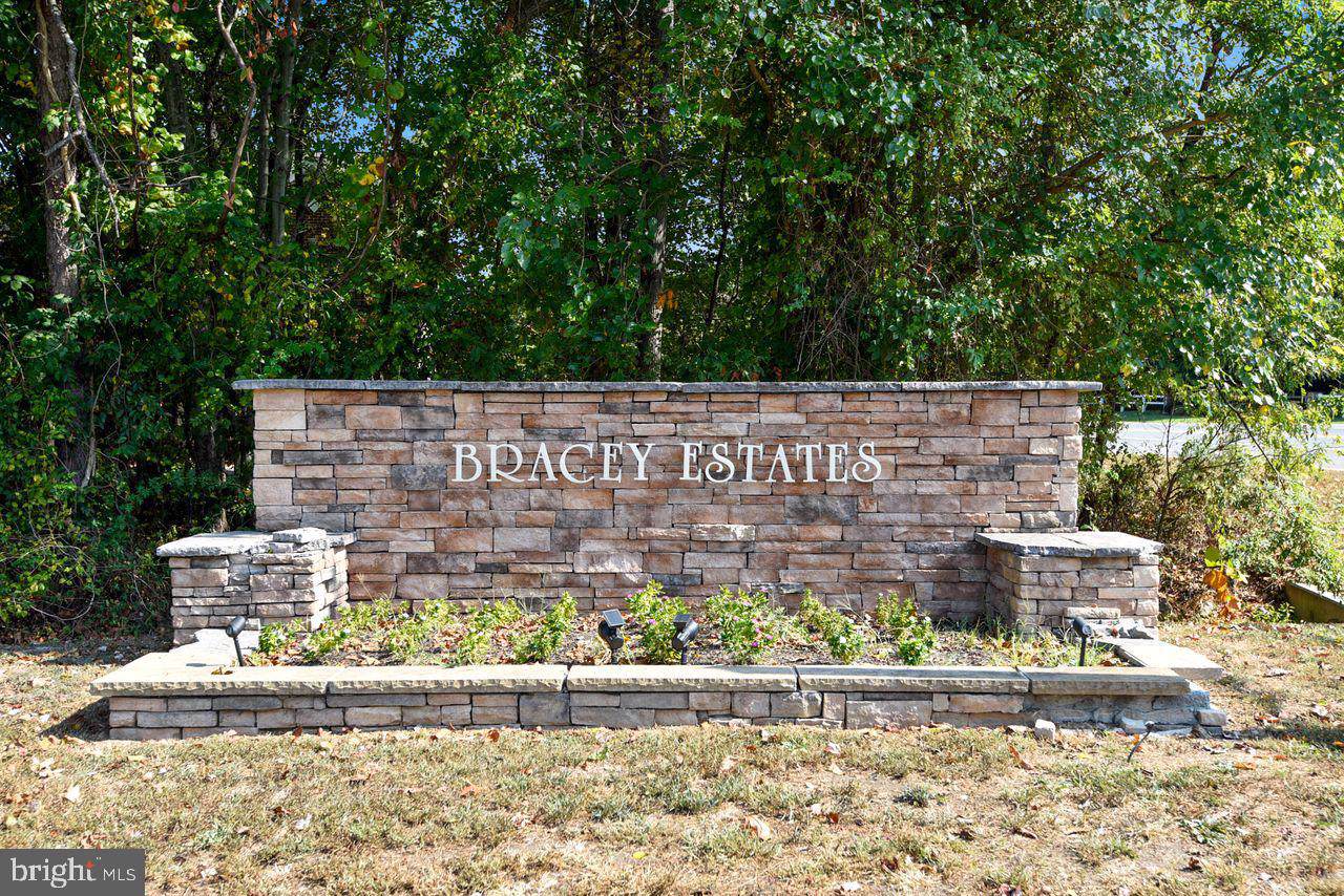 8709 Grassland Court - Photo 1