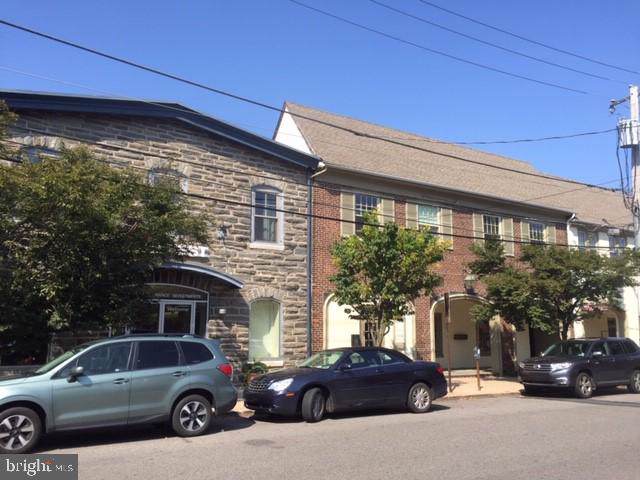 9-23 Highland Avenue - Photo 1