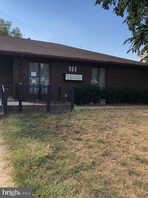 896 State Street - Photo 1