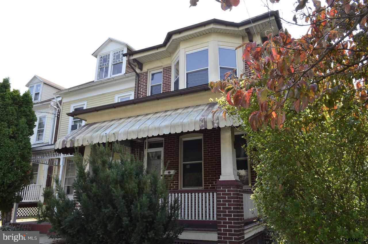 168 Cottage Place - Photo 1