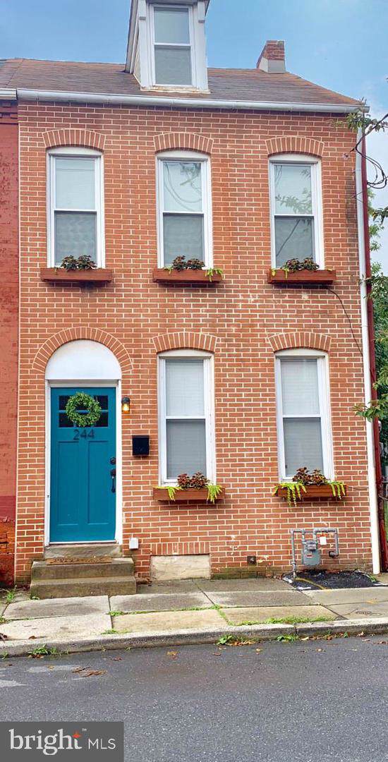 244 Frederick Street - Photo 1