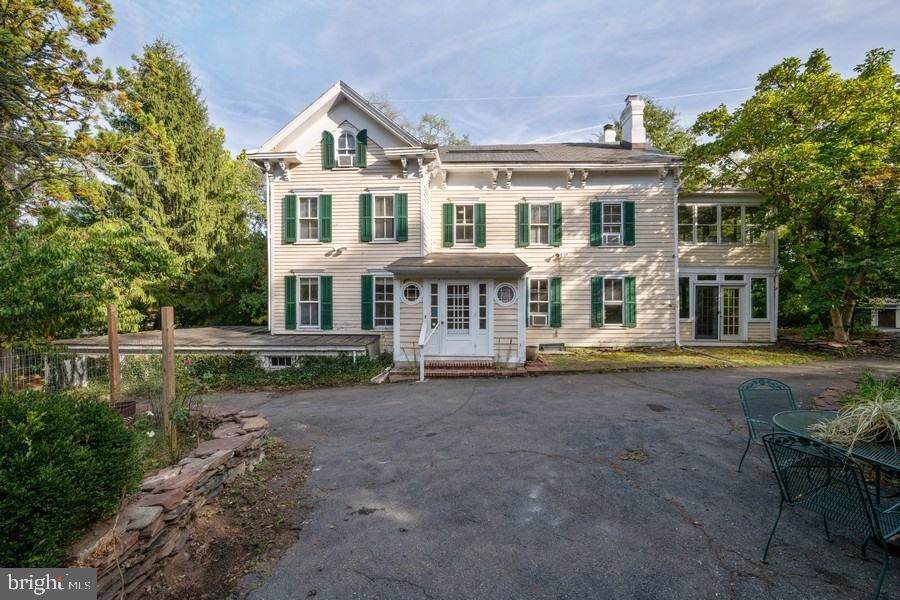 1108 Kingston Road - Photo 1