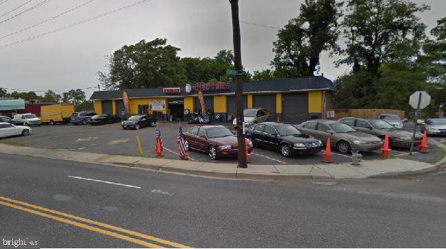 4862 Marlboro Pike - Photo 1