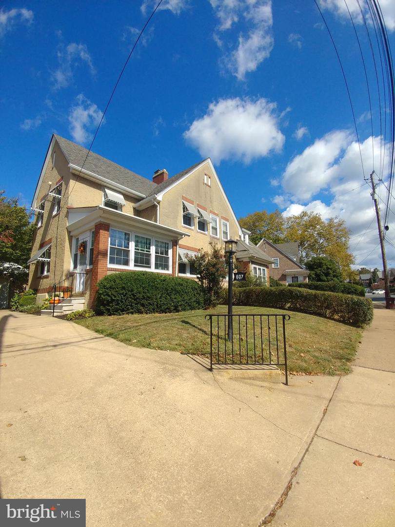 607 Union Street - Photo 1