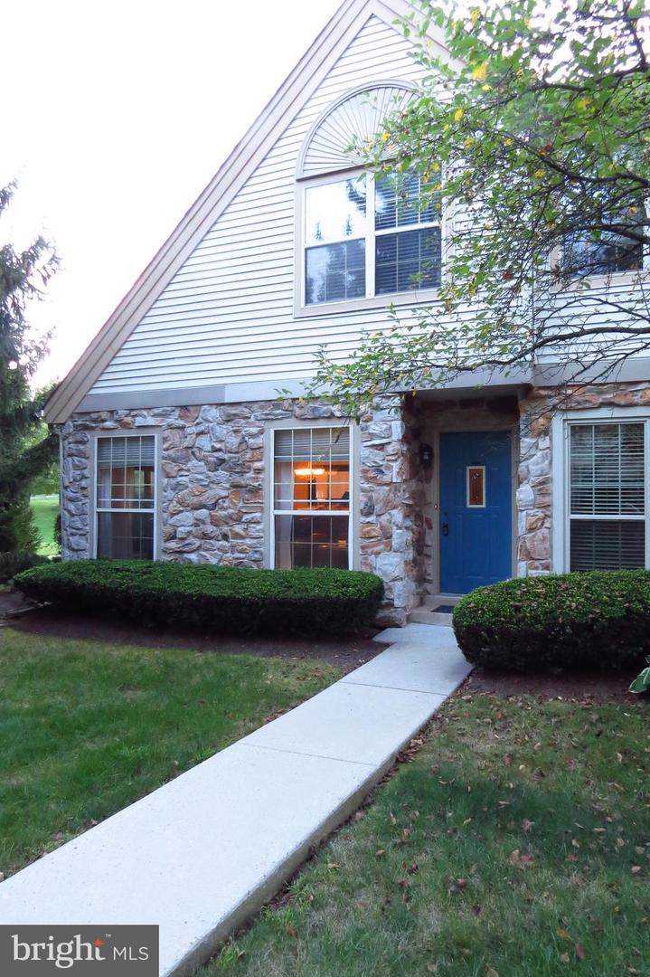 1408 Stratford Court - Photo 1