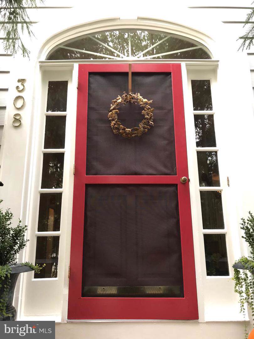 308 Thaxton Street - Photo 1