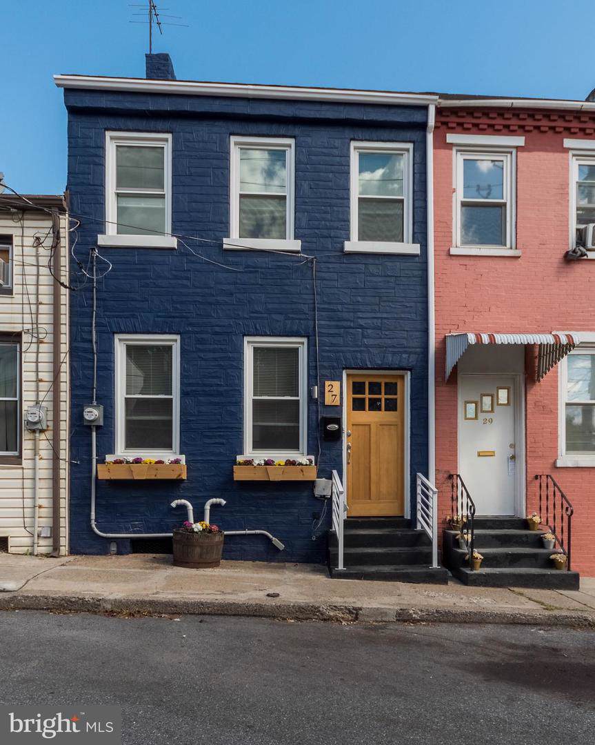 27 Old Dorwart Street - Photo 1