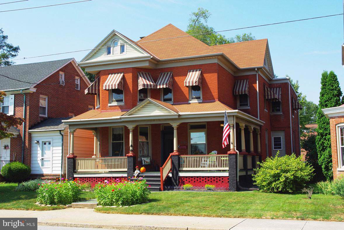 319 Main Street - Photo 1